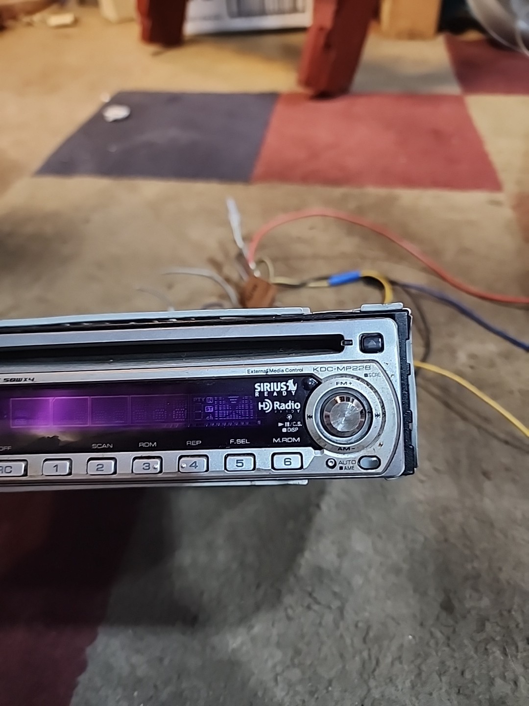 Kenwood KDC-MP228 With Detachable Face