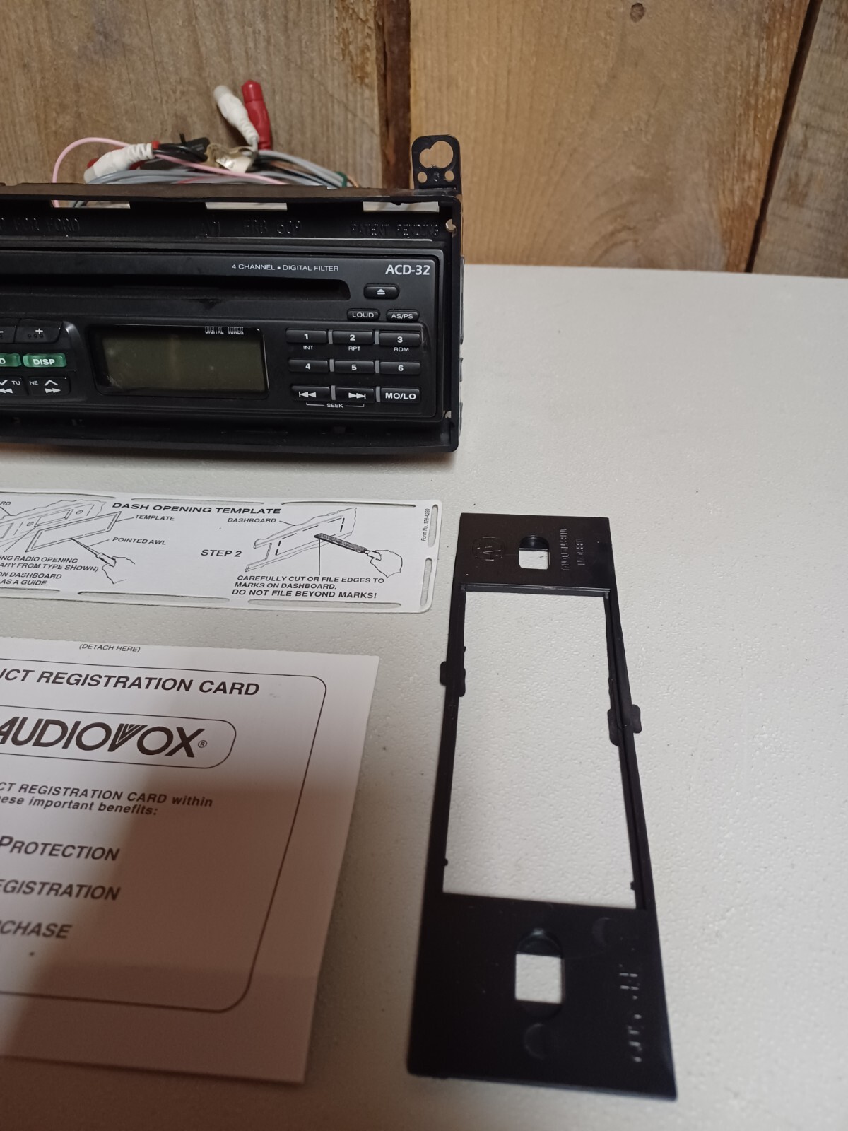 Vintage Audiovox ACD-32 Detachable Front Panel CD 4 Channel Car Audio Radio