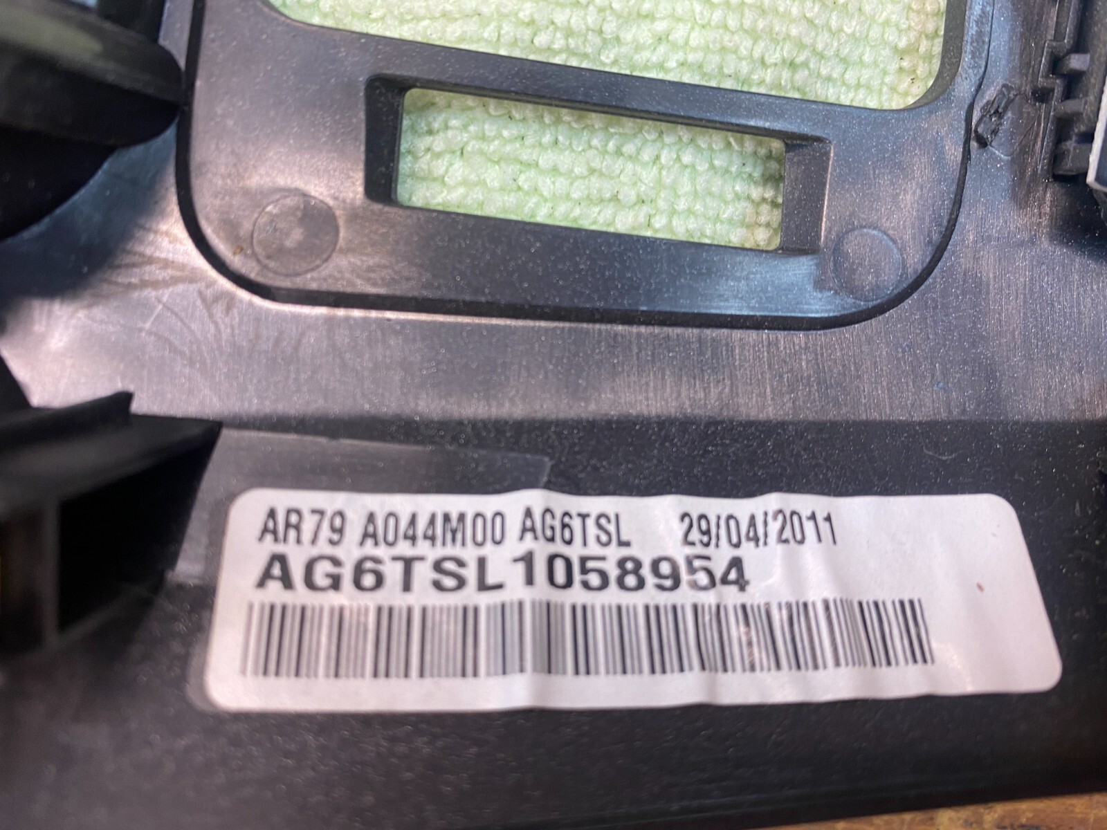 Ford Territory SZ TX 2011 Interior Dash A/C Fascia Stereo Control Surround