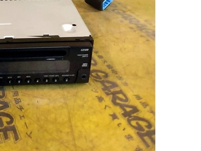 Clarion CZ109 Car Stereo Receiver Tested Working