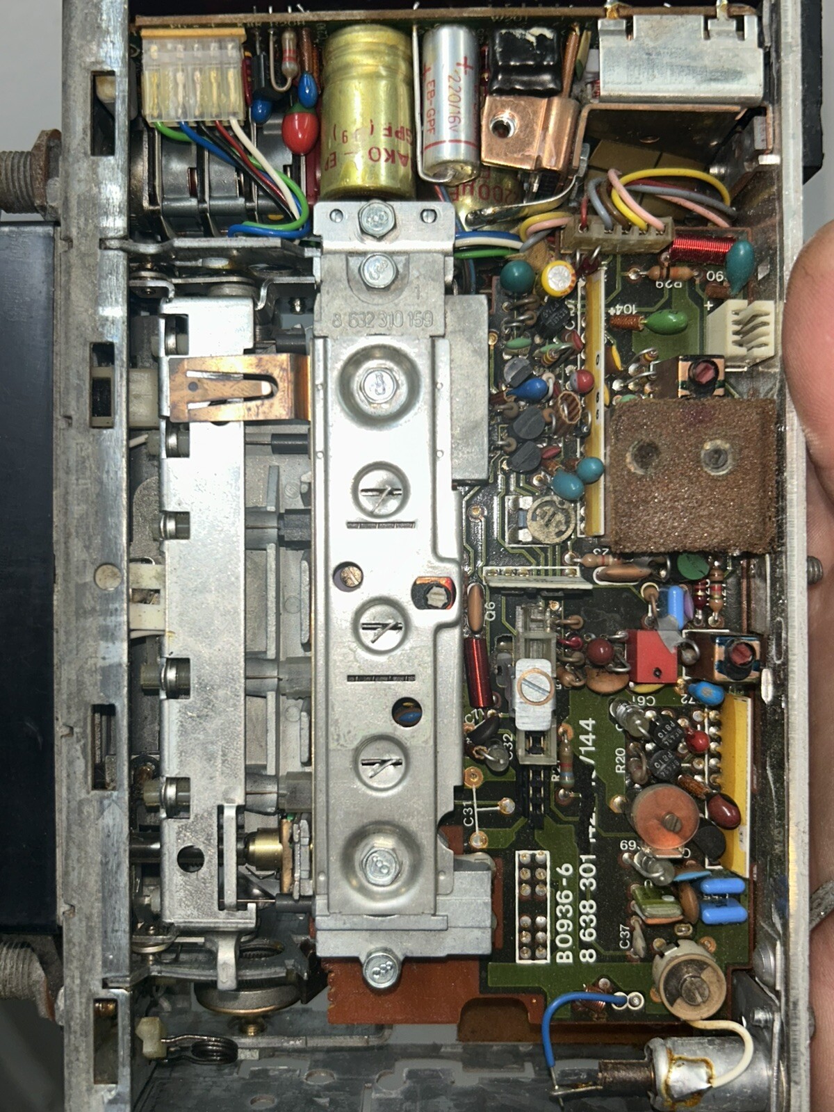 Vintage Blaupunkt Frankfurt Stereo U108 7636421012 AM FM Radio RARE Germany