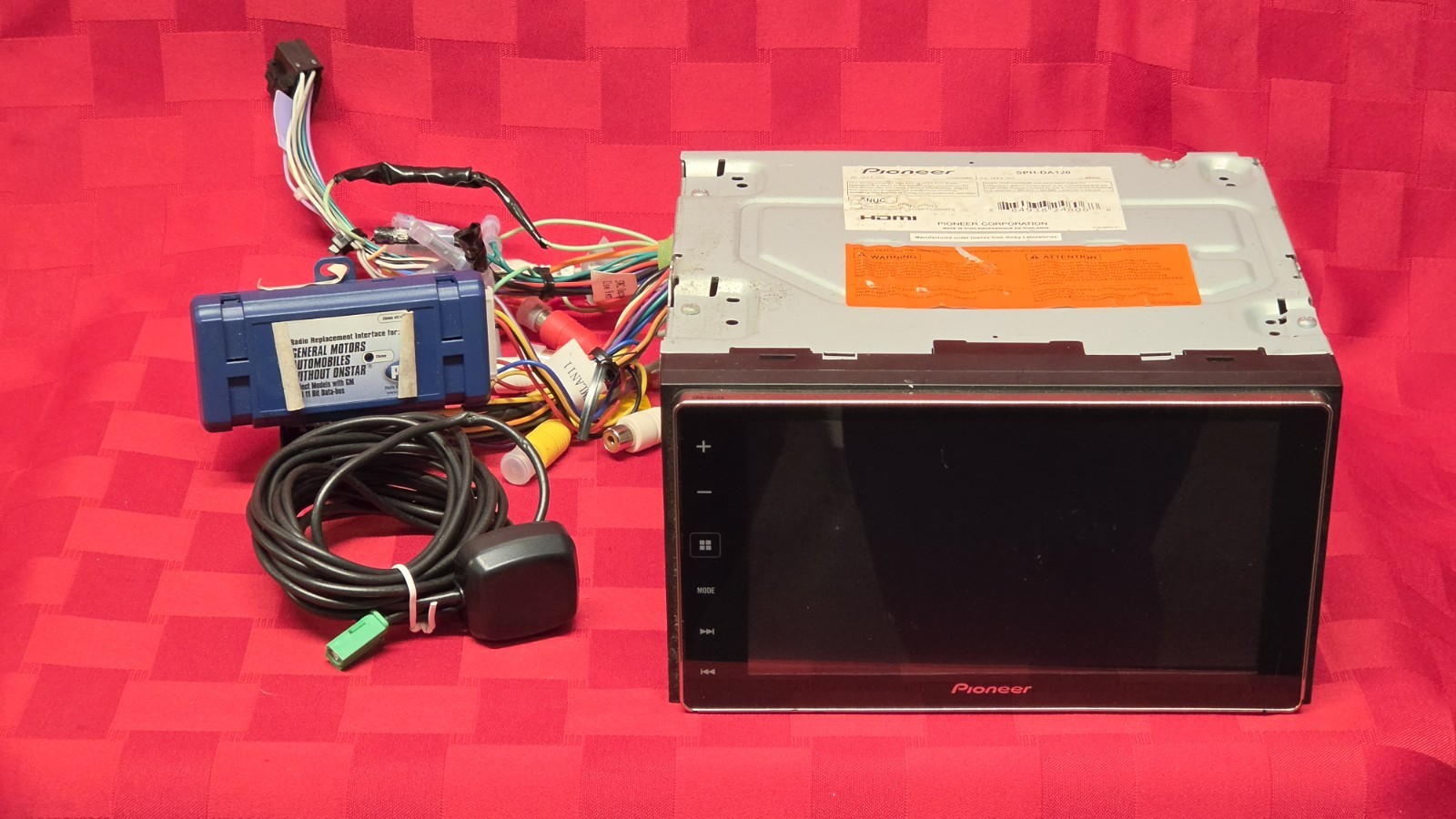Pioneer SPH-DA120 Apple CarPlay Receiver GPS GM Harness C2R-GM11 Tested Working