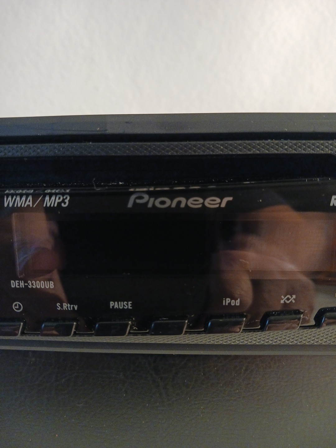 Vintage Pioneer DEH-3300UB Car CD Player/WMA/MP3/USB In Dash Receiver 50WX4 Amp