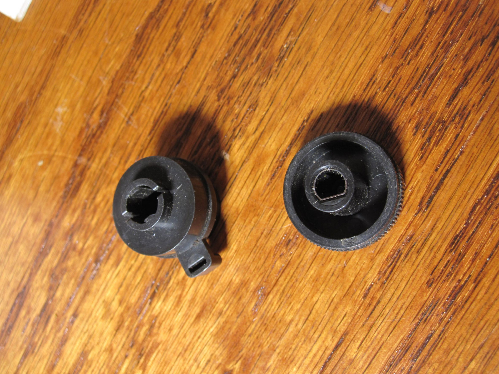 Vintage Sony Car stereo knob set. XR-310 XR-550R XR-780 XR-787R ???