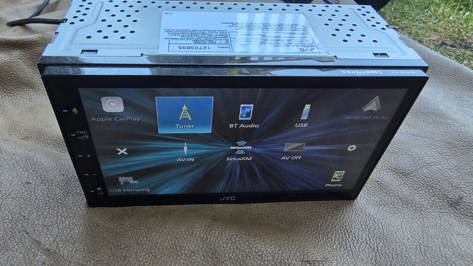 JVC KW-M560BT 6.8″ Apple CarPlay / Android Auto Bluetooth Digital Media Receiver