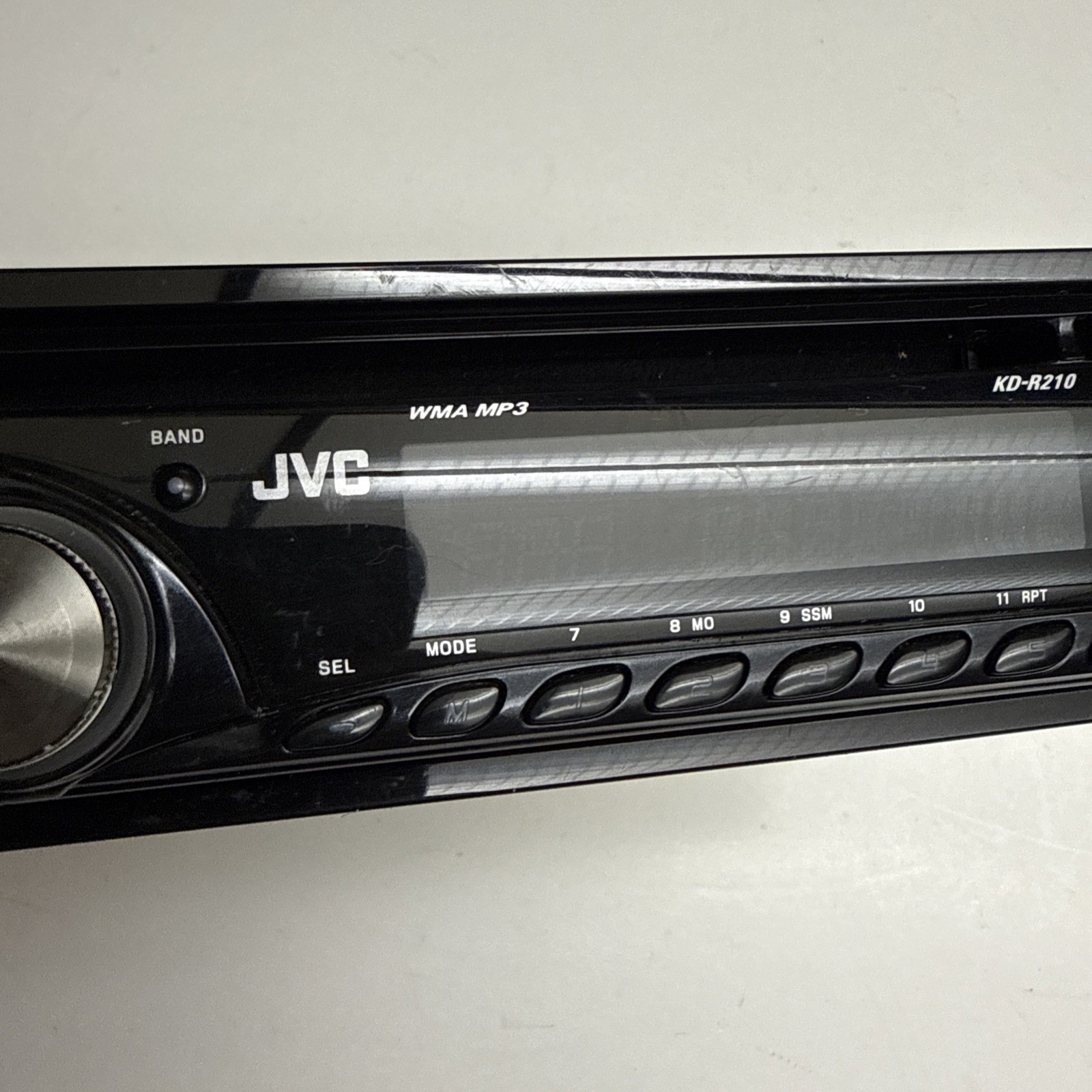 JVC KD-R210 Detachable Face Car Radio MP3 CD Receiver Player Aux Tested Working
