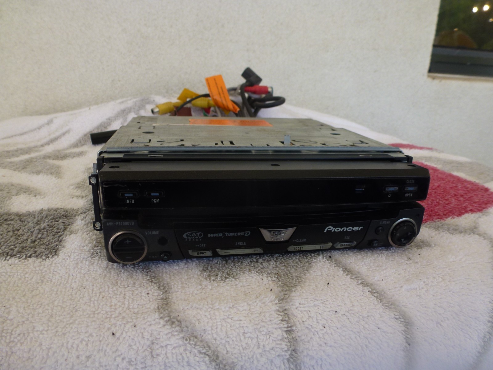 Pionee AVH-P4900DVD DVD Receiver receiver Parts/Repair Free Shipping USA!