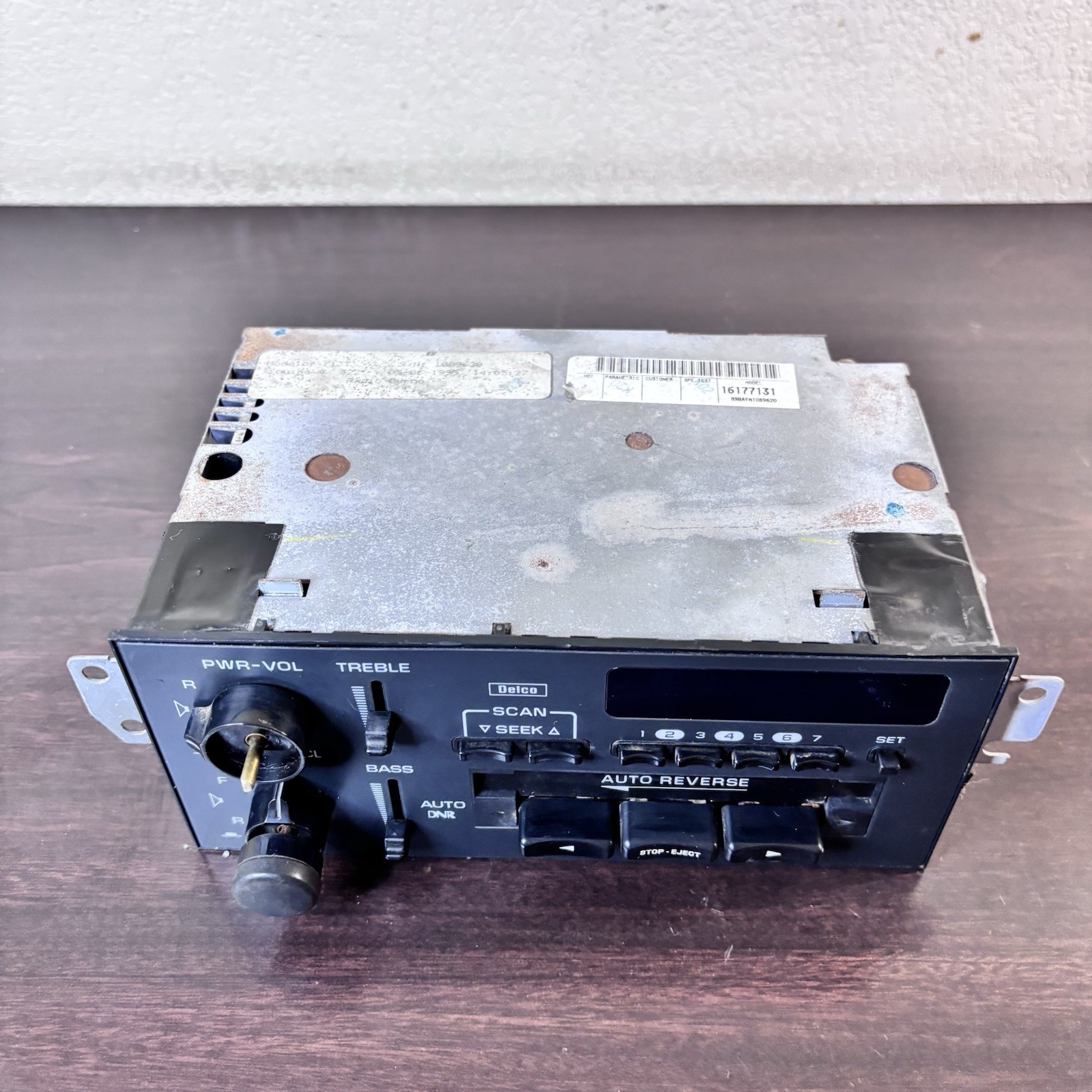 Delco GM Chevy Caprice Impala factory cassette radio stereo 94 95 96 16177131