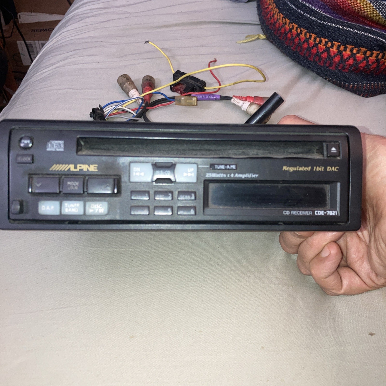 Alpine CDE-7821 CD Player Detachable Face Tuner Band Mode Loud D.A.P 25Wx4 1 DIN