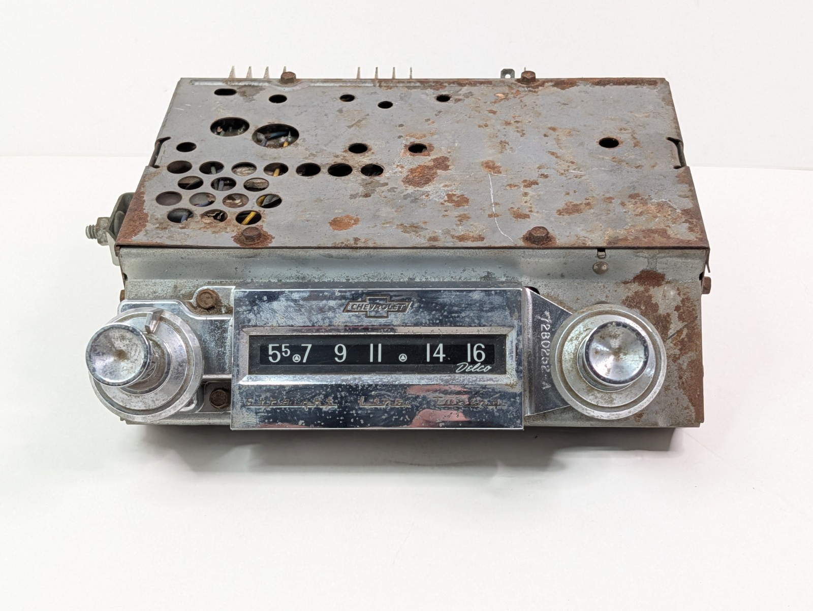 For Parts & Repair GM Delco Straight Line Tuning Radio 7280252-A Chevy Chevrolet