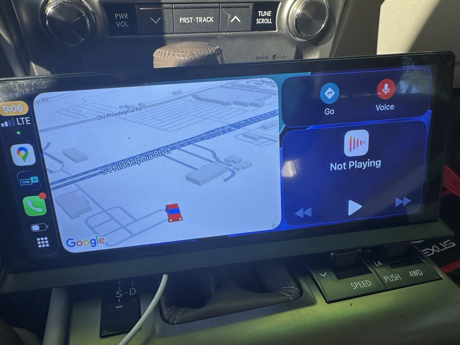 Maustor 10.26 Inch Android 14 Portable Wireless Carplay Android 6gb RAM +128GB S