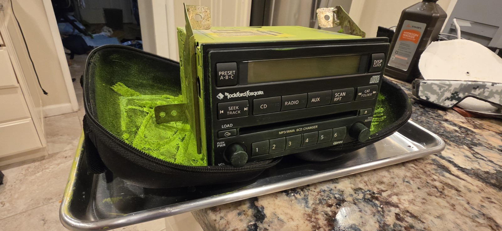 Rockford Fosgate 28185 ZP70A 1.5 DIN CD Player AM/FM AUX MP3/WMA CQ-EN961X