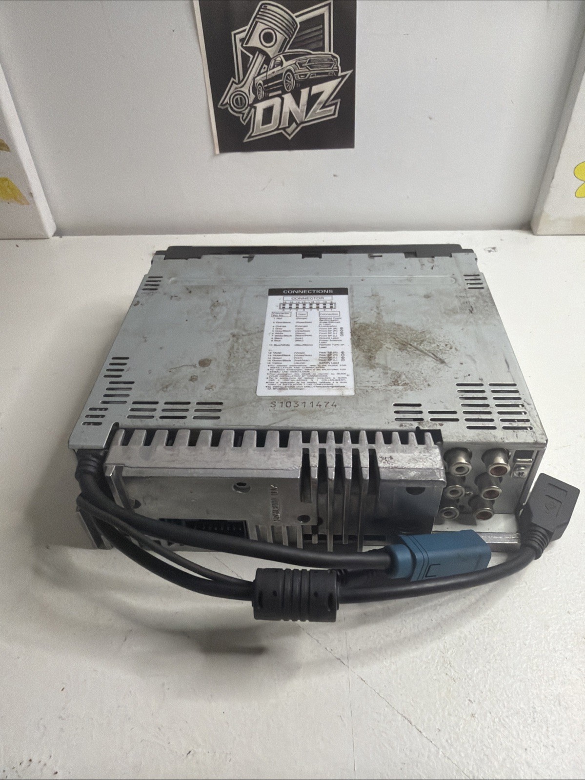 Alpine CDE-123 Receiver MP3 WMA/AAC CD Tuner Stereo *detail