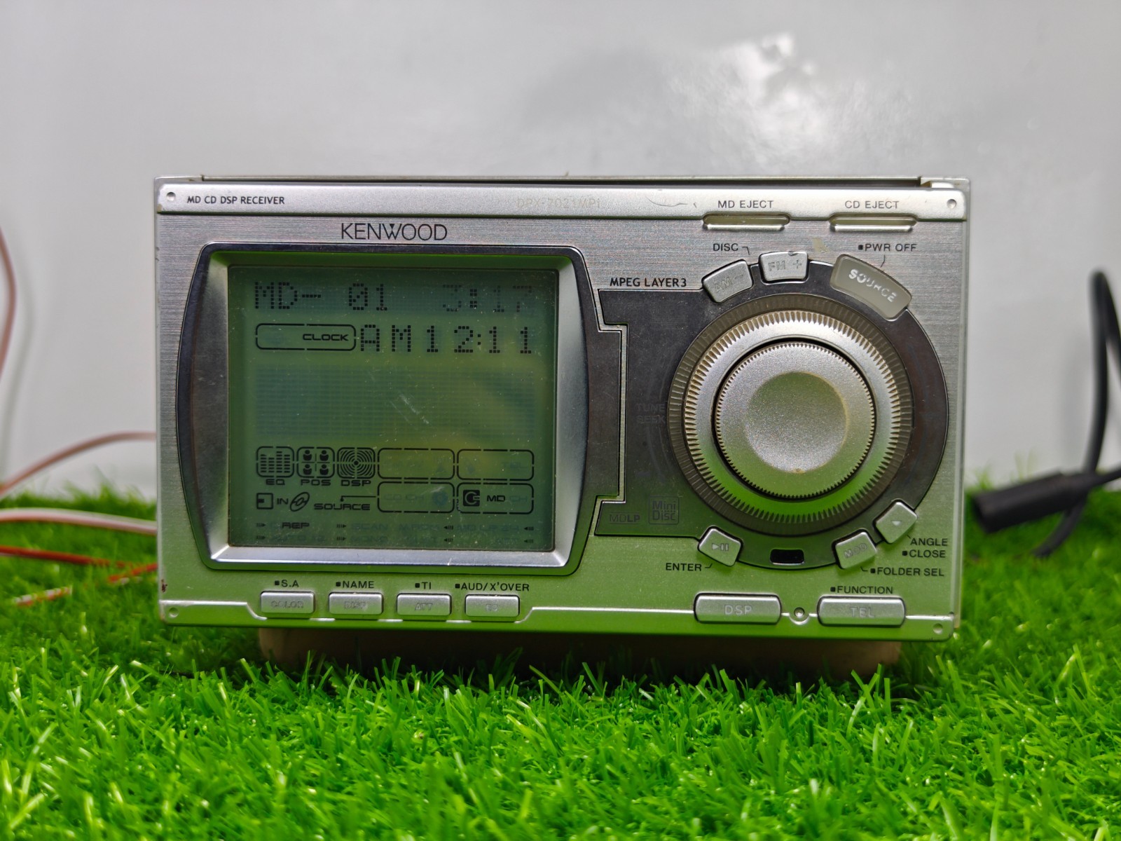 Vintage Kenwood DPX-7021MP Double-DIN CD / MiniDisc Player & DSP Receiver