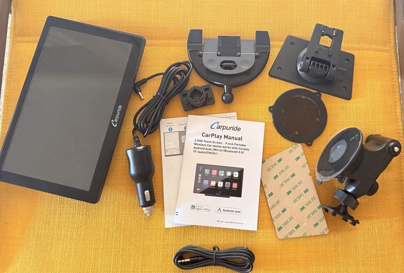 Carpuride W901 Pro 9″ Portable CarPlay/Android Auto + All Accessories