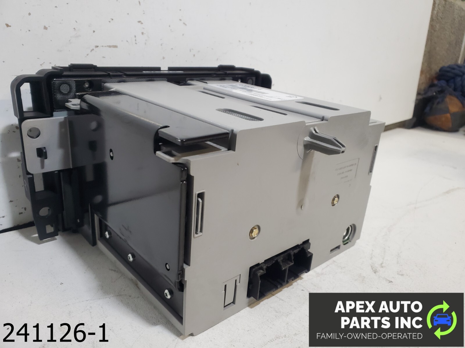 OEM 2008-2012 Buick Enclave 3.6L Stereo CD DVD Player Radio 20935116