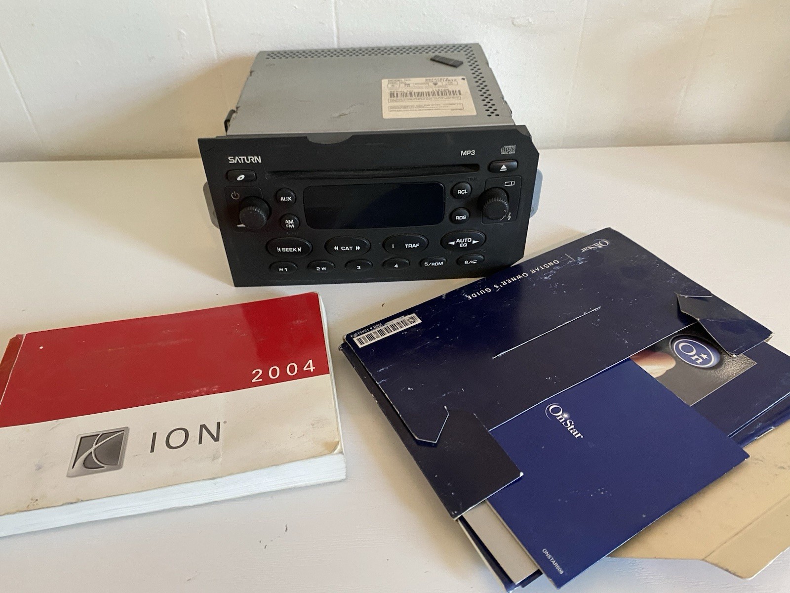 OEM – 2004 2005 Saturn Ion Vue Radio Cd Mp3 Player Manual’s OEM