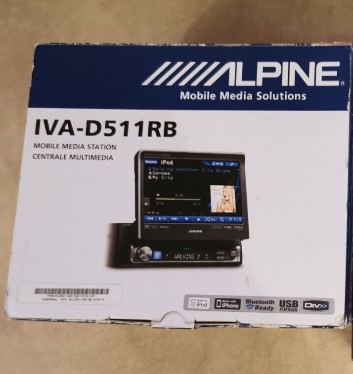 Alpine IVA-D511RB Mobile Media Station with Competition-Level Quality mint condi