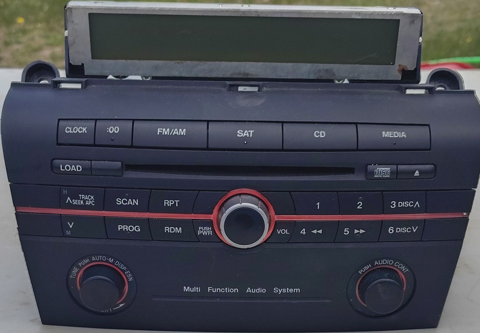 1 DIN In-Dash CD Player FM/AM SAT Radio Media Input Model 14798188