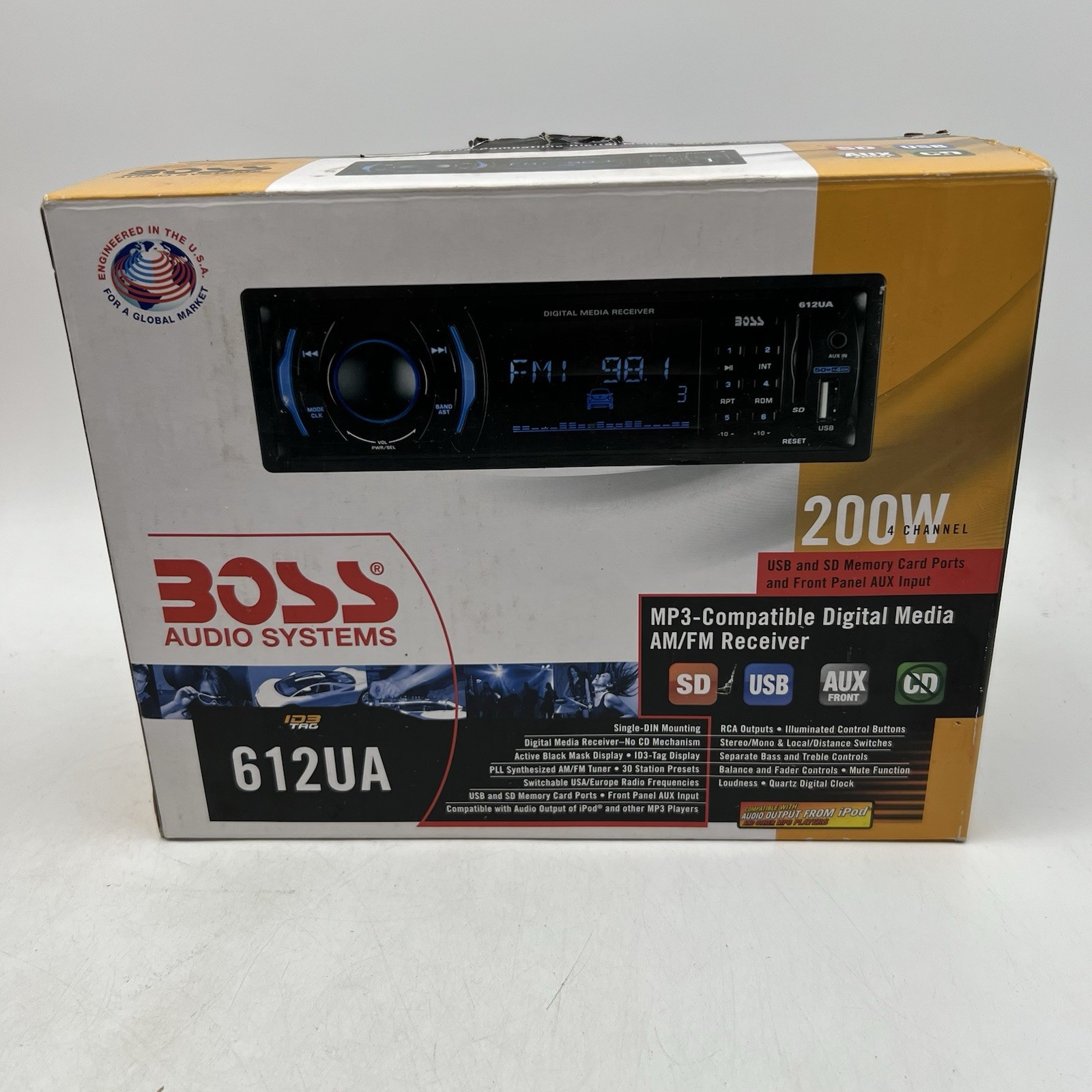 New Boss In-Dash 612UA 200W MP3-Compatible Digital Media AM-FM Receiver