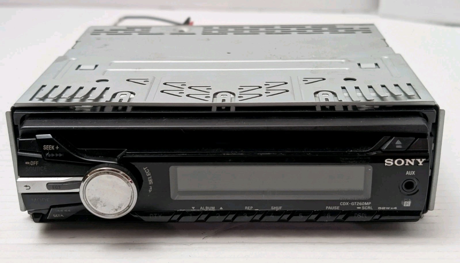Sony CDX-GT270MP radio stereo CD player
