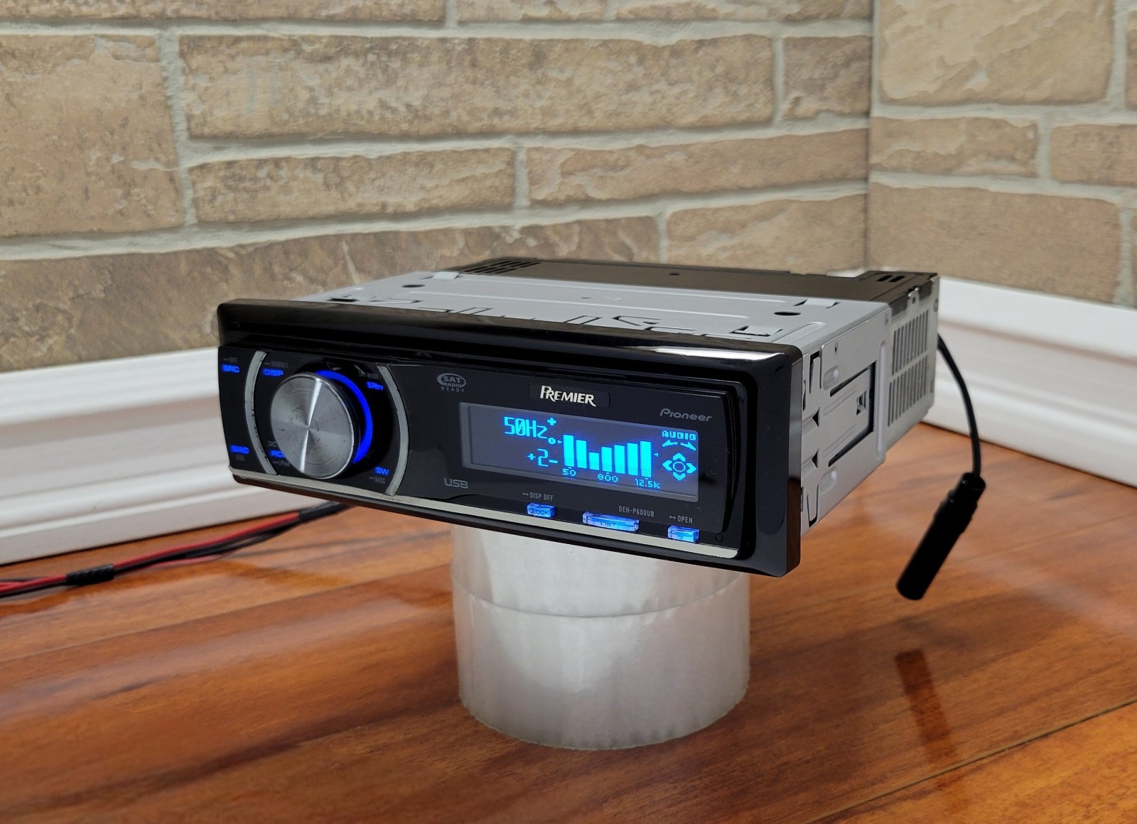 SUPER RARE🐬 PIONEER PREMIER DEH-P600UB CD PLAYER with BLUETOOTH adapter and USB