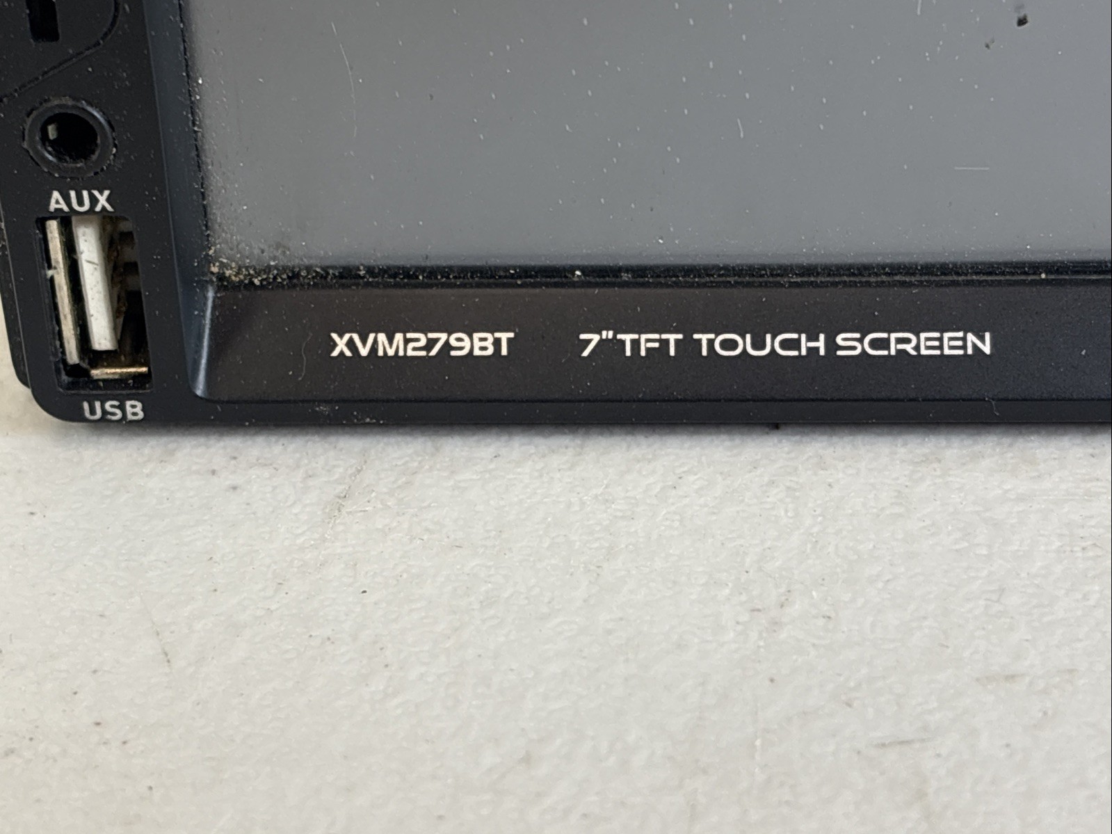 Dual 7″ TFT Touchscreen 2 DIN Digital Media Receiver Bluetooth XVM279BT 5G18