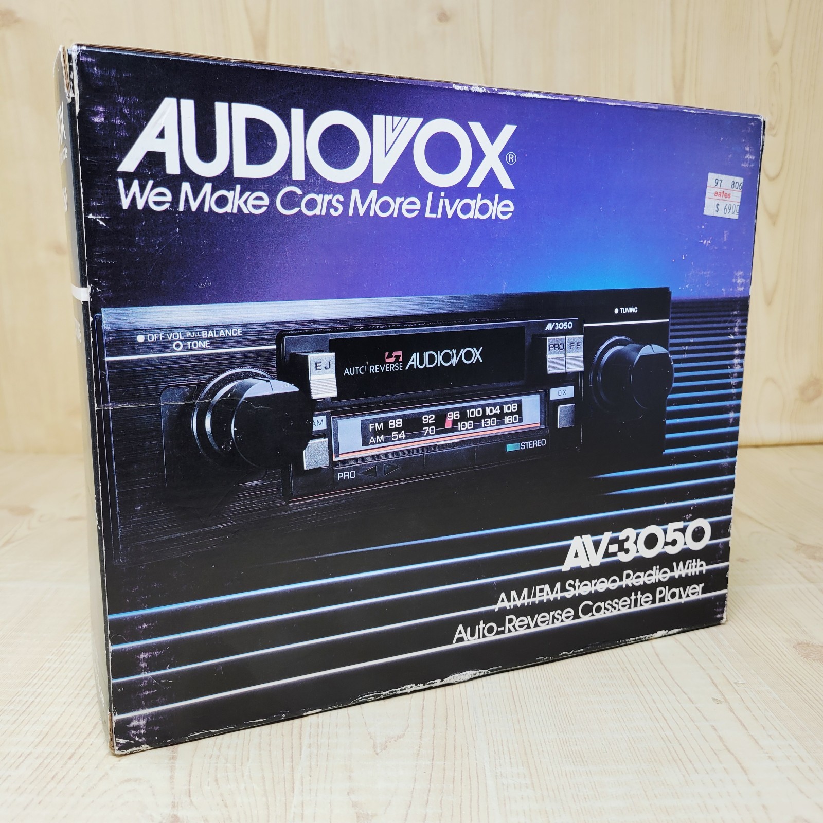 Audiovox AV-3050 AM FM Stereo Radio Auto Reverse Cassette Player NEW OLD STOCK