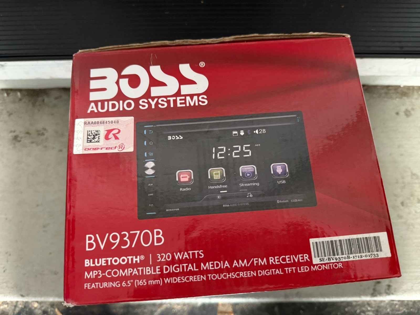 Boss Audio Systems DVD MP3 CD AM FM – BV9695B – 6.95 Inch Touchscreen Bluetooth