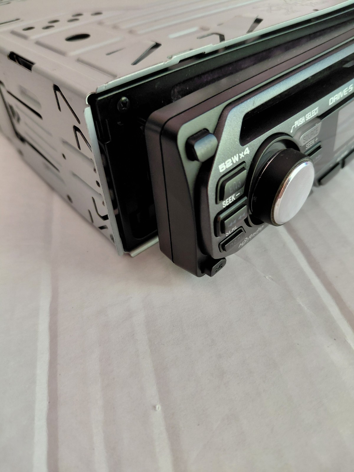 Sony CDX-GT320 CD MP3 WMA Car Stereo AM/FM Receiver AUX w/ Harness & Sleeve