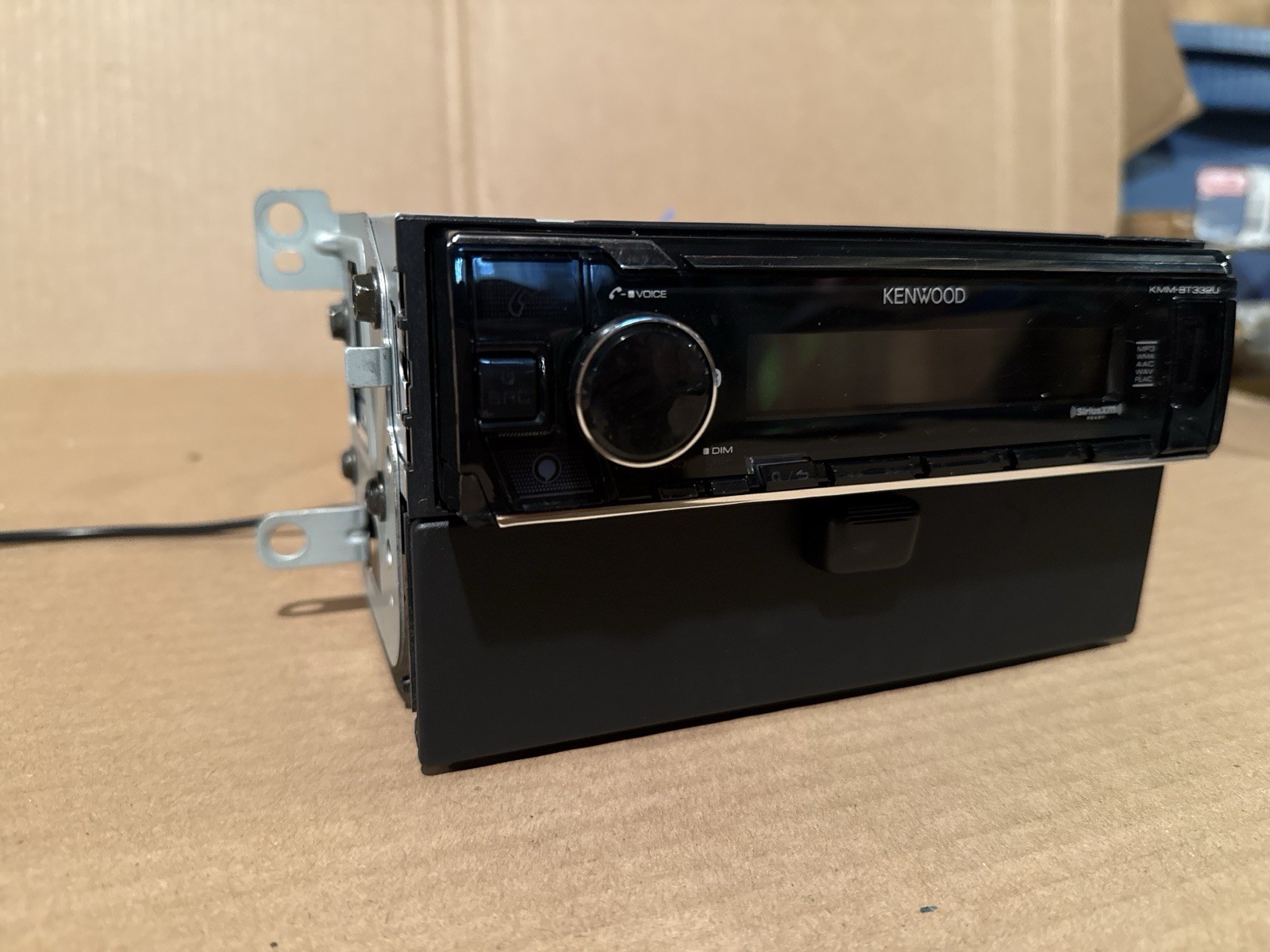 Kenwood KMM-BT332U Bluetooth Single Din Car Stereo USB AUX