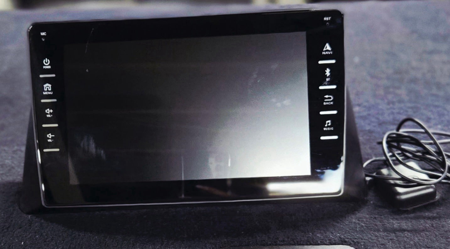 Touchscreen Car Stereo Radio GPS Navigation Bluetooth Head Unit TK142-811