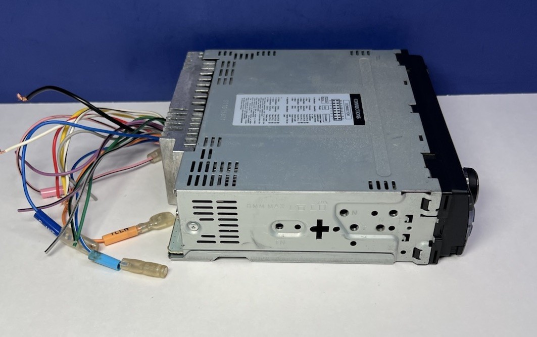 Alpine CDE-121 CD/USB Player In Dash Receiver – Tested