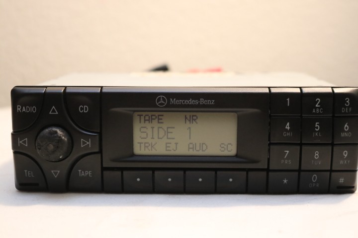 MERCEDES BE6003 CASSETTE STEREO 1999-2003 E320 SLK CLK430 W208 W/code