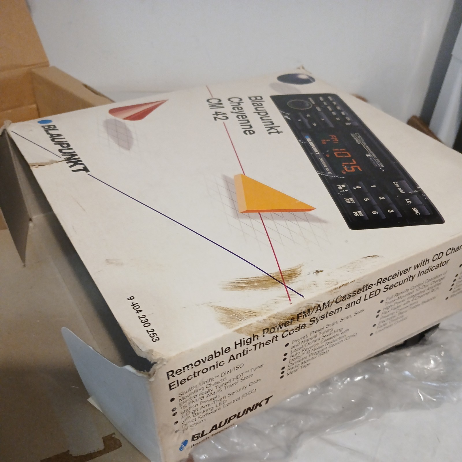Blaupunkt Cheyenne CM 42 AM FM CASSETTE CAR STERO RADIO NEW IN BOX!