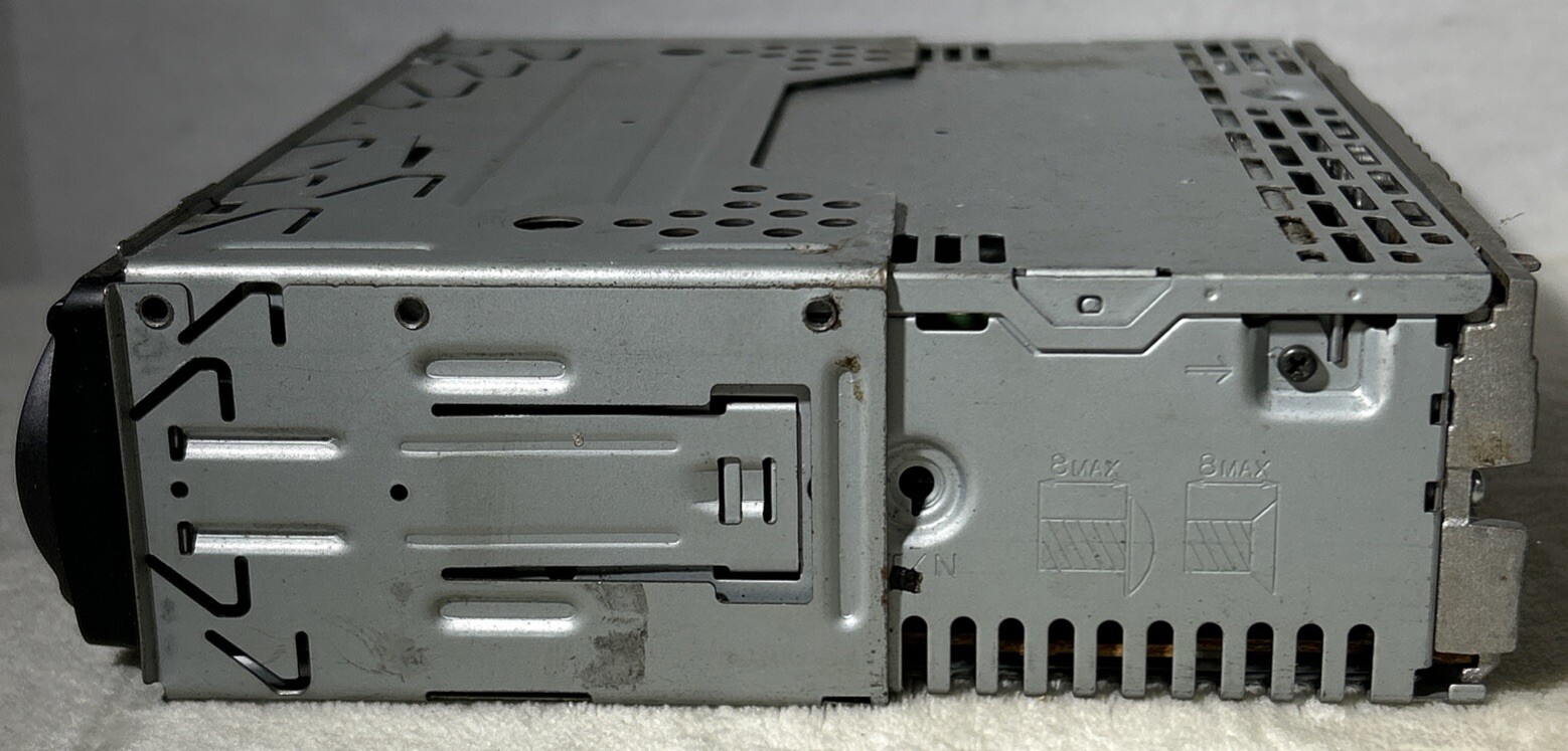 Sony CDX-GT210 Head Unit CD Player Old School
