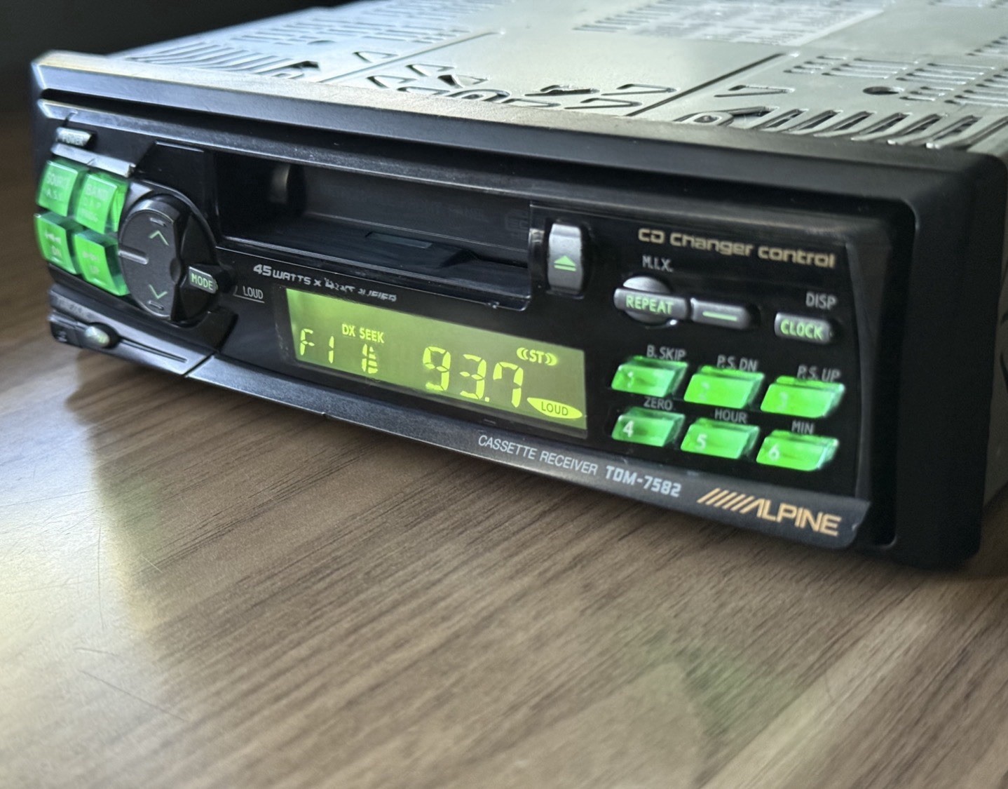 ALPINE CAR AUDIO STEREO AM/FM CASSETTE UNIT TDM-7582 VINTAGE RARE BMW PORSCHE!