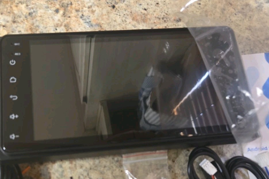Android Car Media Player HC 8163 With Backup Camera New Open Box