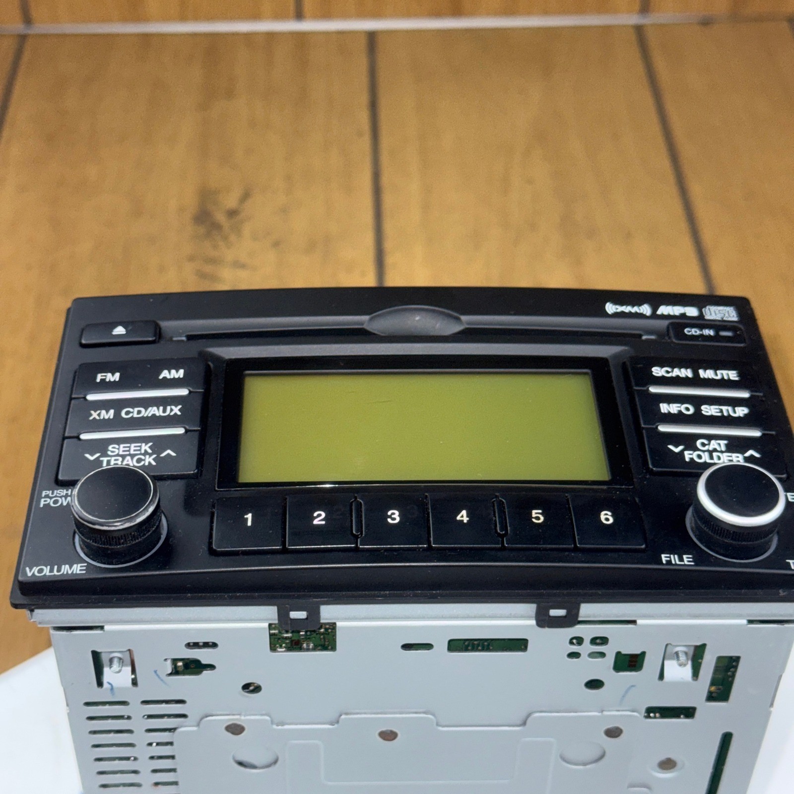 Hyundai Autonet Radio CD MP3 XM Player OEM 96110-1E085CA Model A-200 MC ACA3