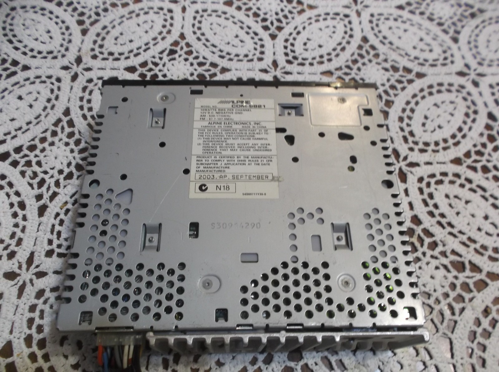 ALPINE CDM-9821 CD CAR RADIO BODY WITH WIRING PLUG