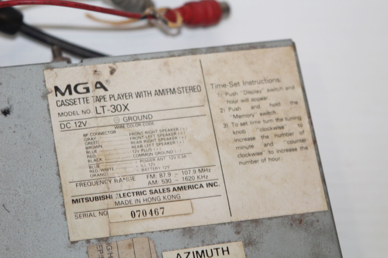 Vintage MGA LT-30 Cassette Car AM FM Radio 2 Knob Shaft Tape Deck – Powers On