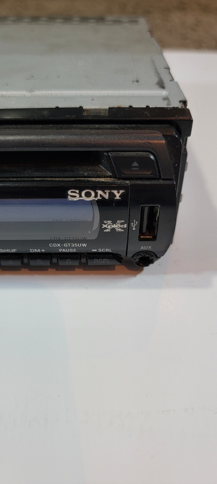 Sony Xplod CDX-GT35U AM FM CD Player Car Stereo No Harness