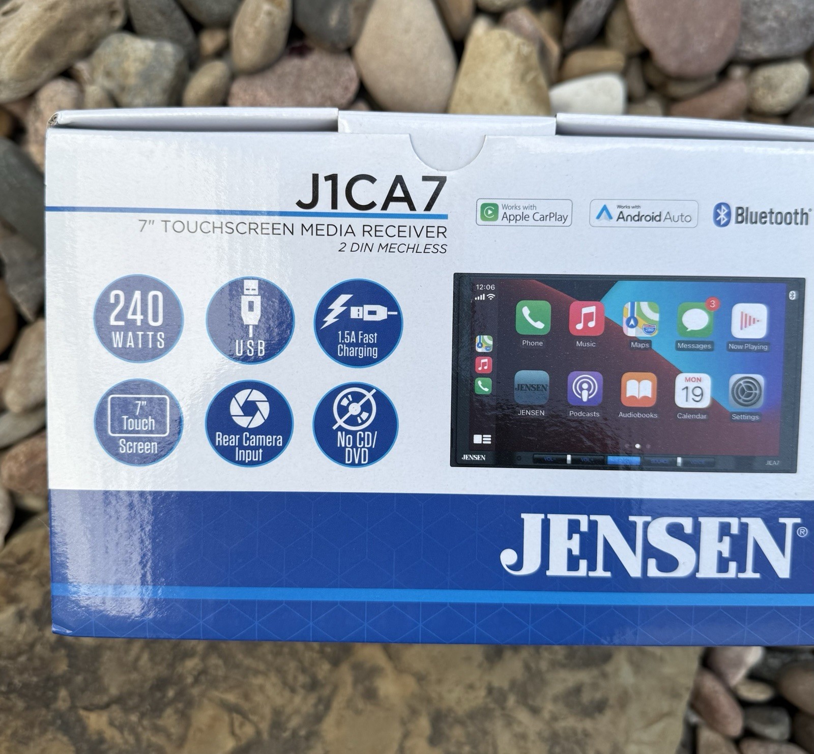 Jensen J1CA7 Auto Touchscreen Media Receiver. New. Sealed