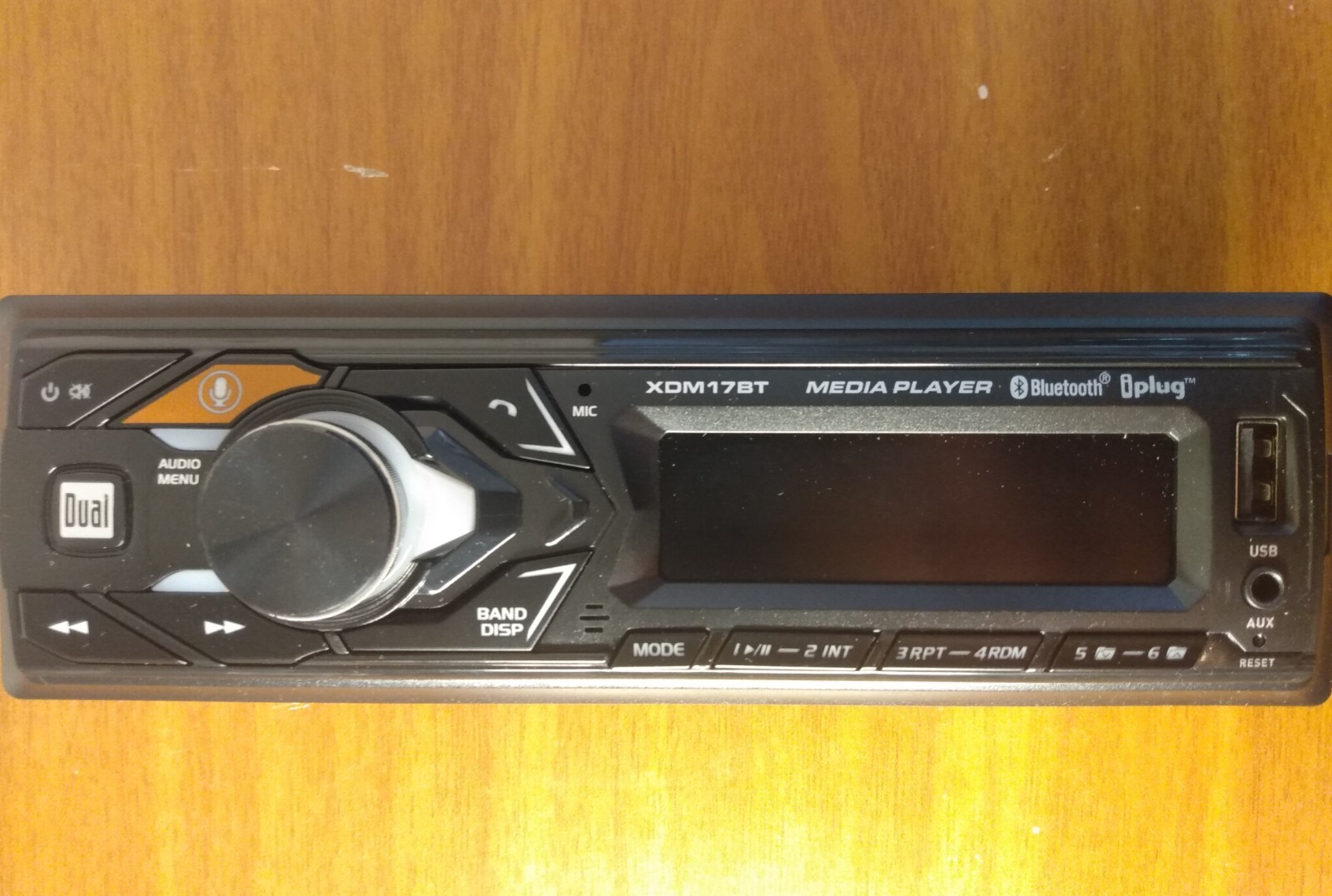 Car Duel Am/FM Digital Car Stereo With Bluetooth USB Input MP3 200 W, I Plug App