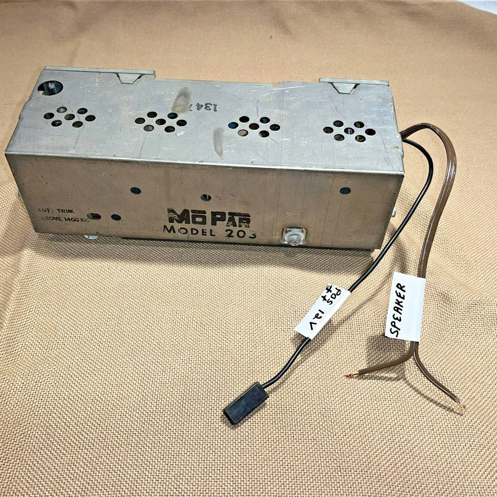 Vintage 1960s Plymouth Valiant Mopar 203 Transistor AM Radio