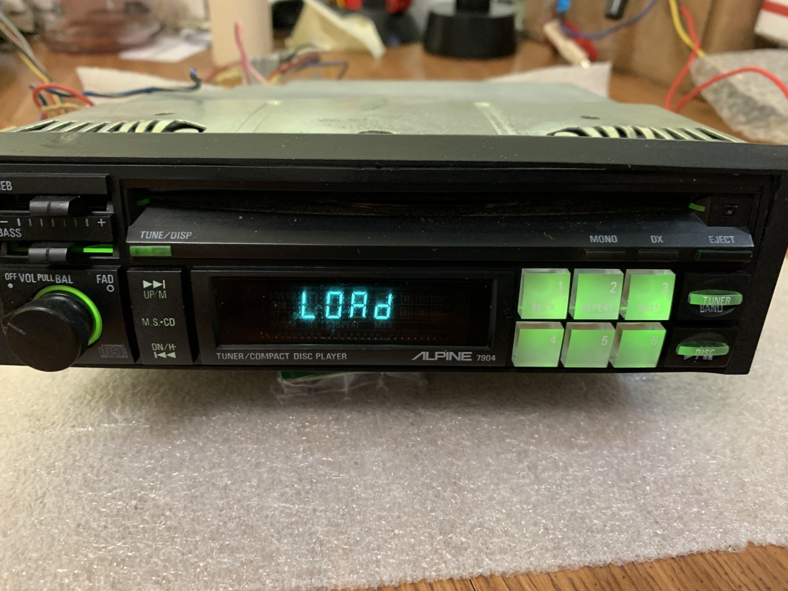 ALPINE CD Player 7904