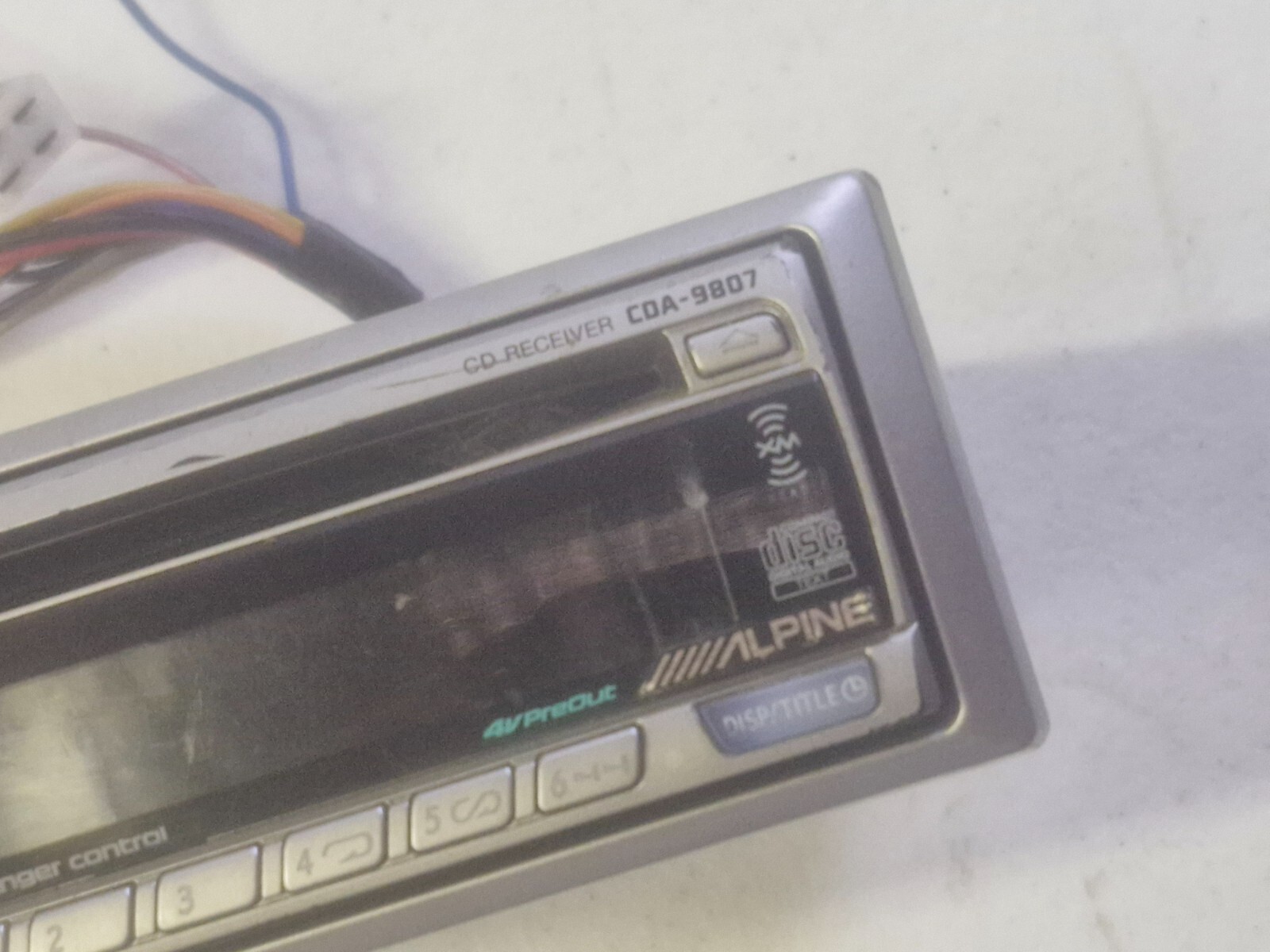Alpine CDA-9807 9807 CDA cd player radio am fm MP3 telephone link V115