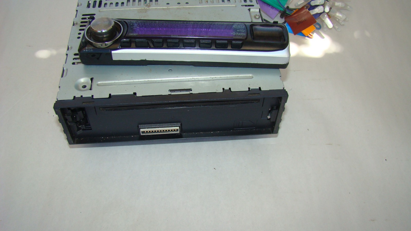 Kenwood KDC-MP438U Auto Stereo Detachable Front Facial