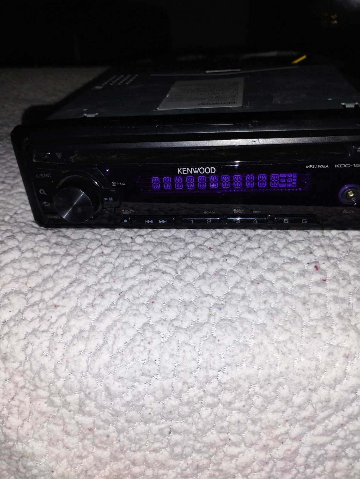 Kenwood KDC-152 CD Player/Mp3 In-Dash Receiver