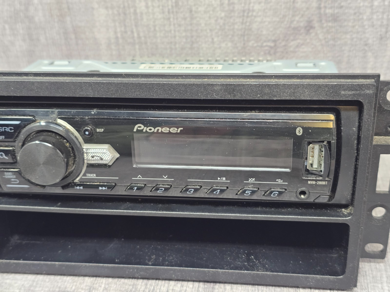 Pioneer MVH-290BT Digital Music Player – Black – Untested